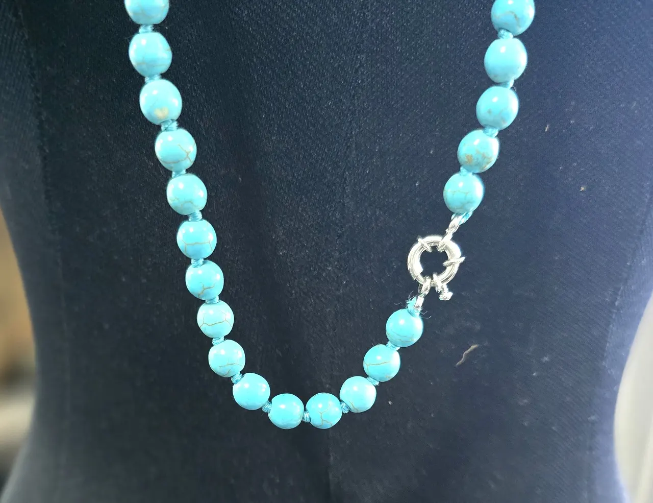 שרשרת חרוזים עגולים אבני תורכיז  מהממת