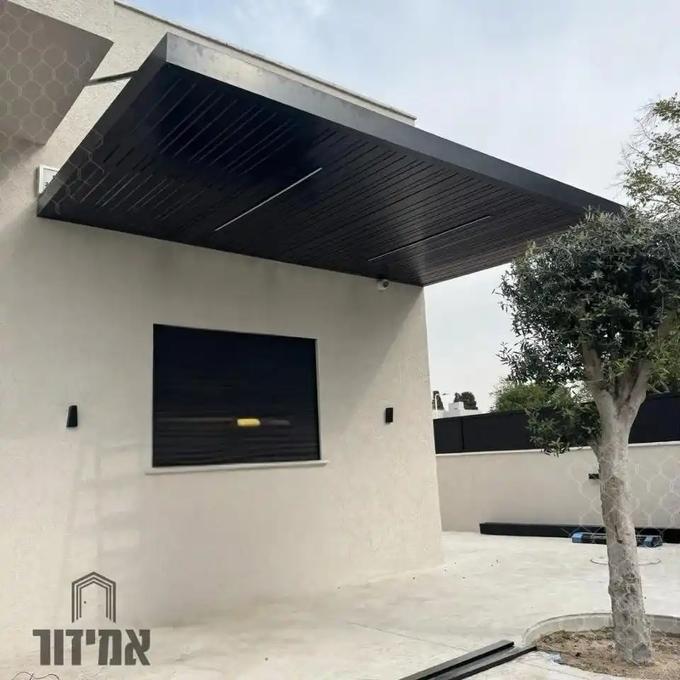 פרגולה הייטק תלויה