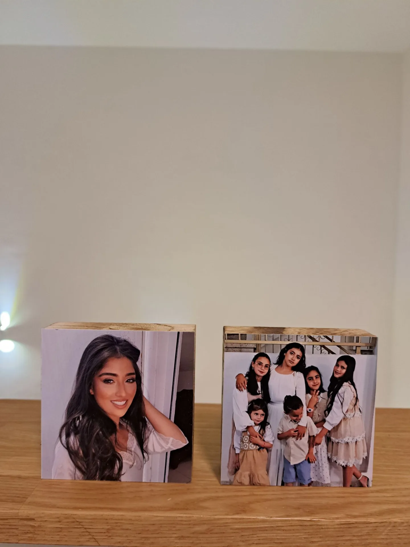 בלוקי עץ ומגנטים