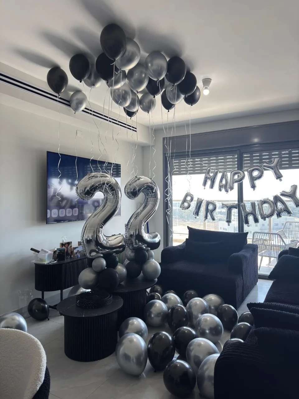 סידור חדר בלונים