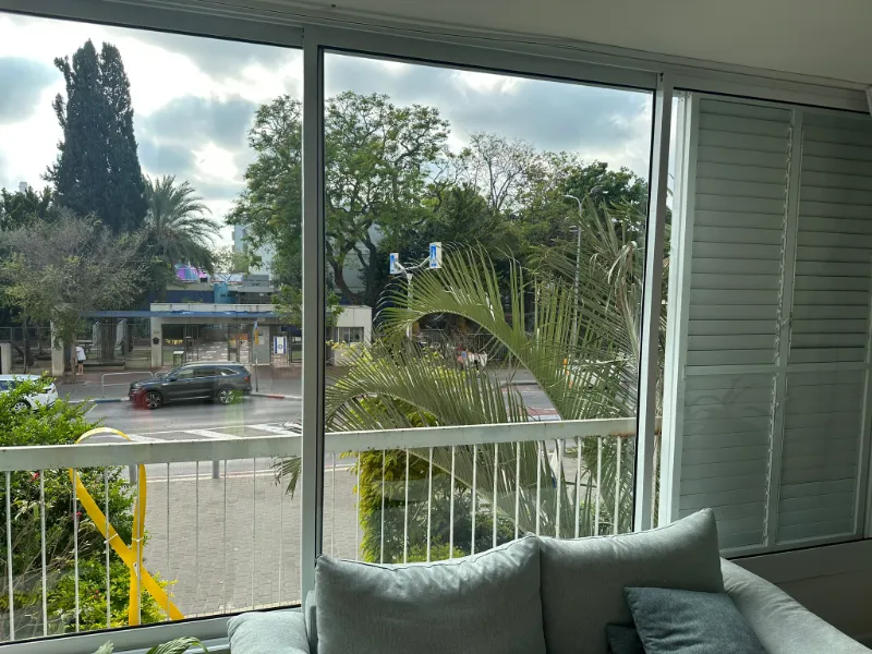 ניקיון חלונות קומפלט