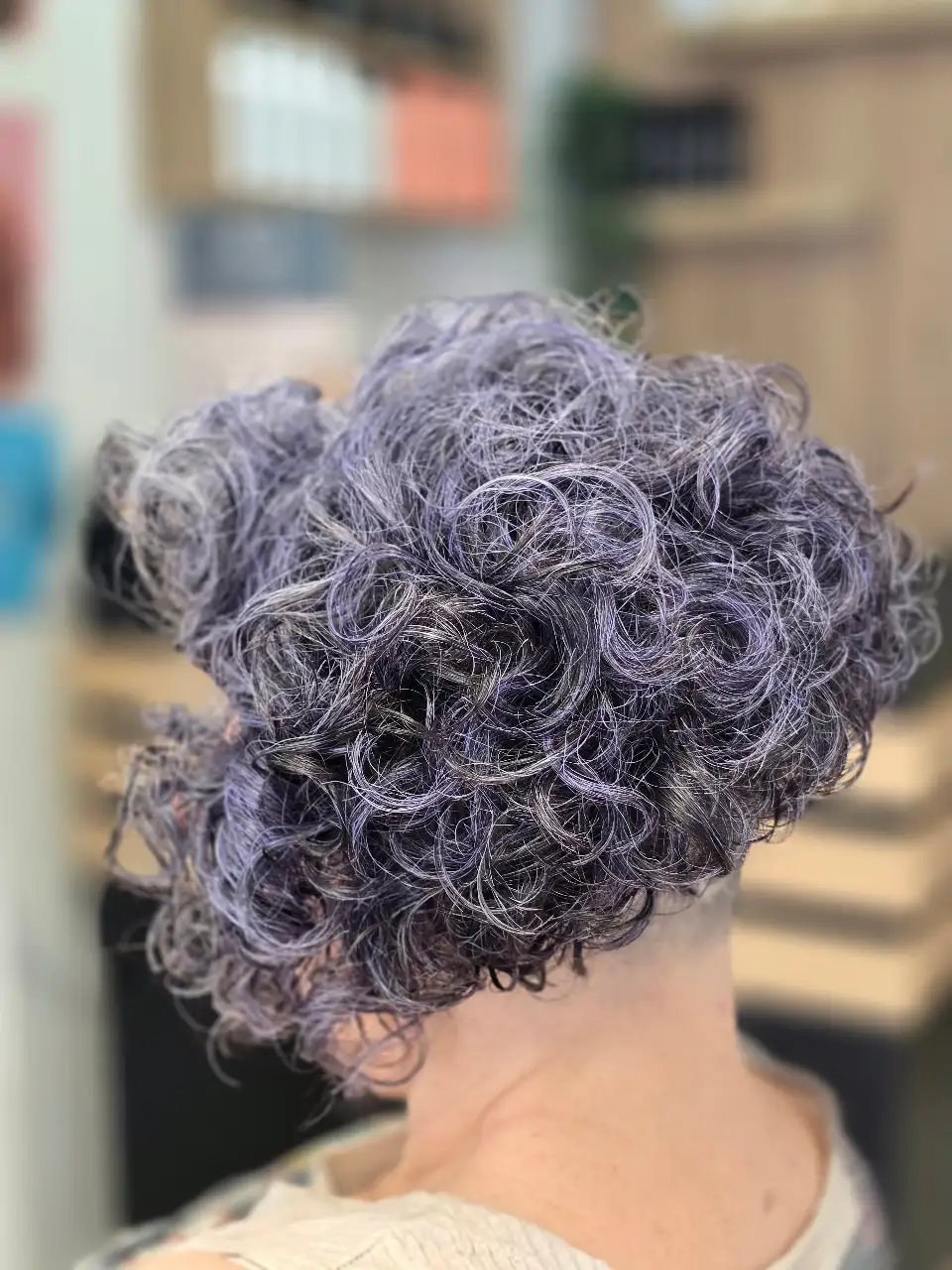 תספורות ועיצוב תלתלים