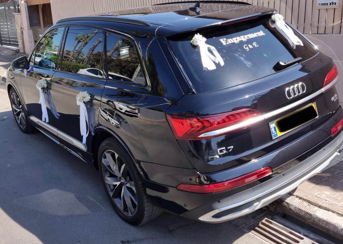 קישוט לרכב חתן וכלה