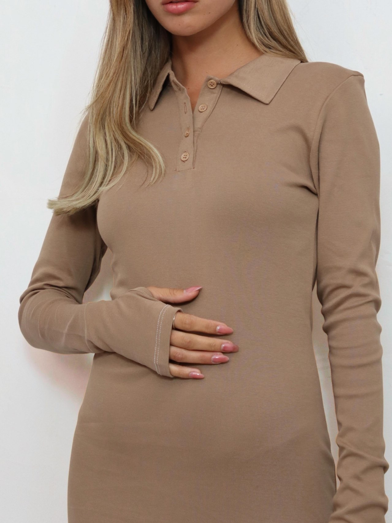 שמלת קים חום