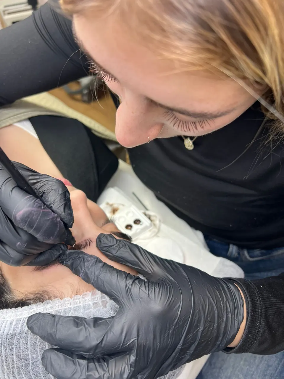 השתלמות - מיקרובליידינג ומיקרושיידינג