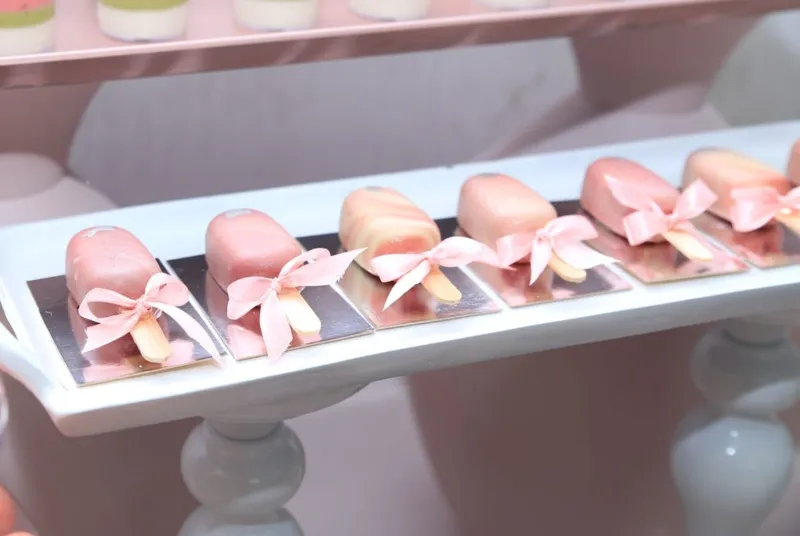 עוד מבר בת מצווה ורוד כסף