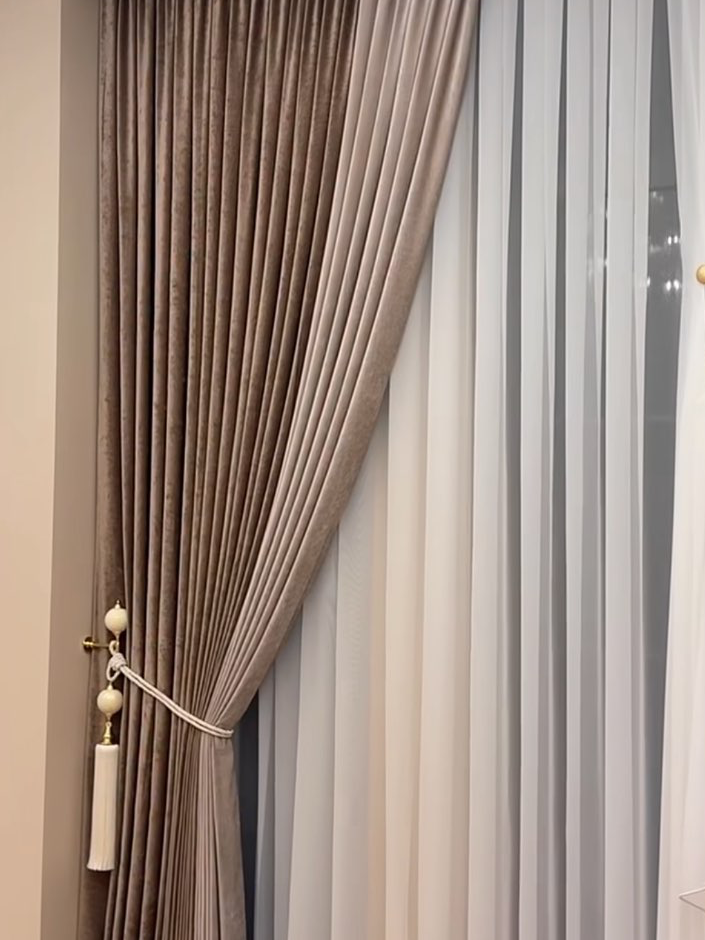 תפירת ווילונות לסלון