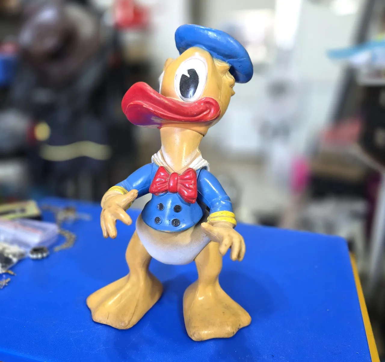 דונלדג גדול 35 ס'מ גובה חתום מאחור וולדיסני ..1968 וינט'ג