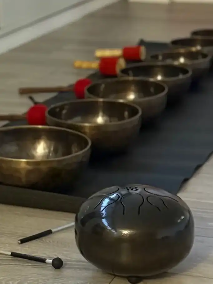 Sound Healing – לא רק מוזיקה: איך צלילים משפיעים על הגוף והנפש