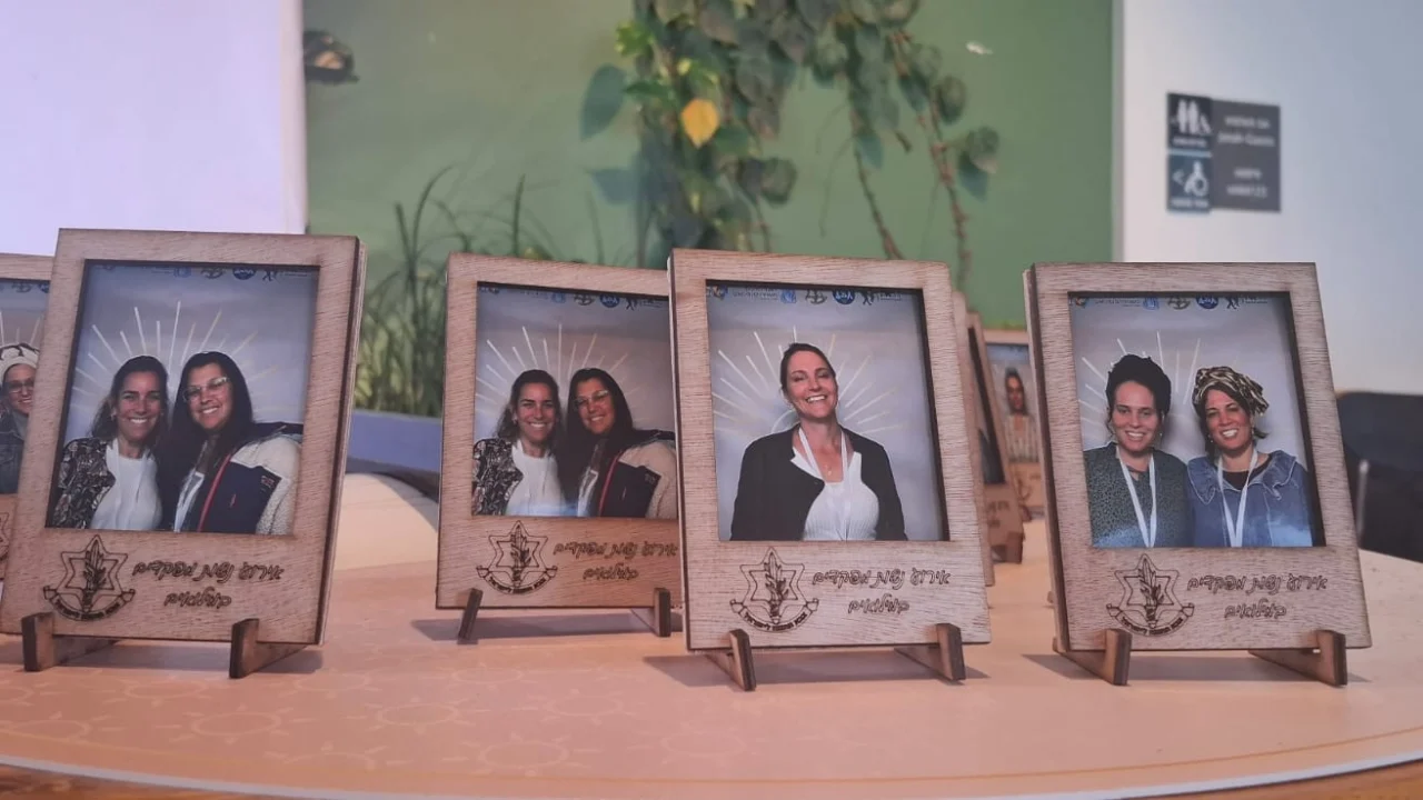 בלוקים ומזכרות