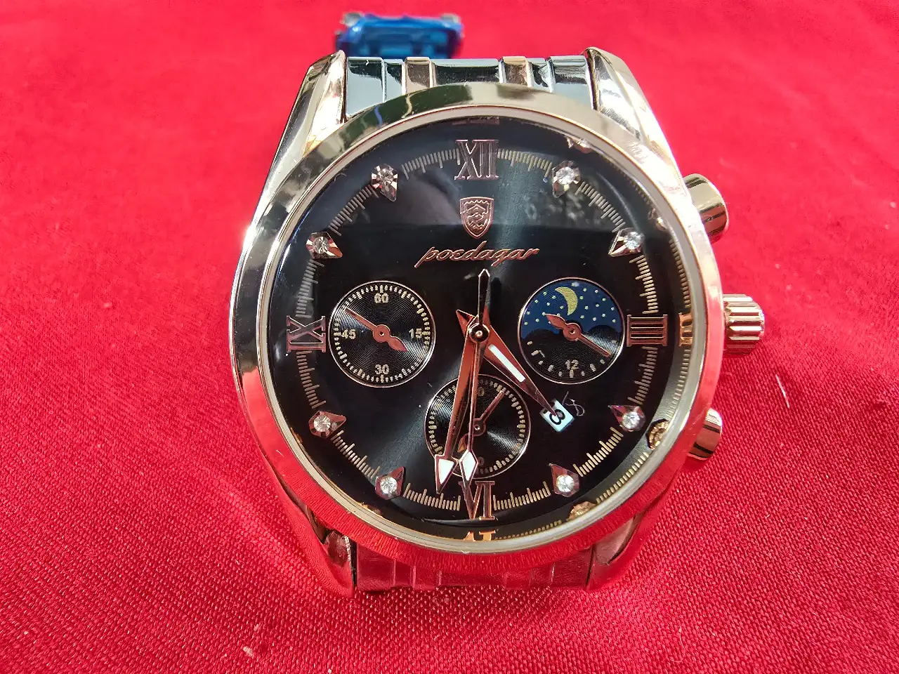 שון יד לגבר שעון אופנתי שמשדר יוקרה השעון חדש לגמריי במצב עבודה סוללה חדשה