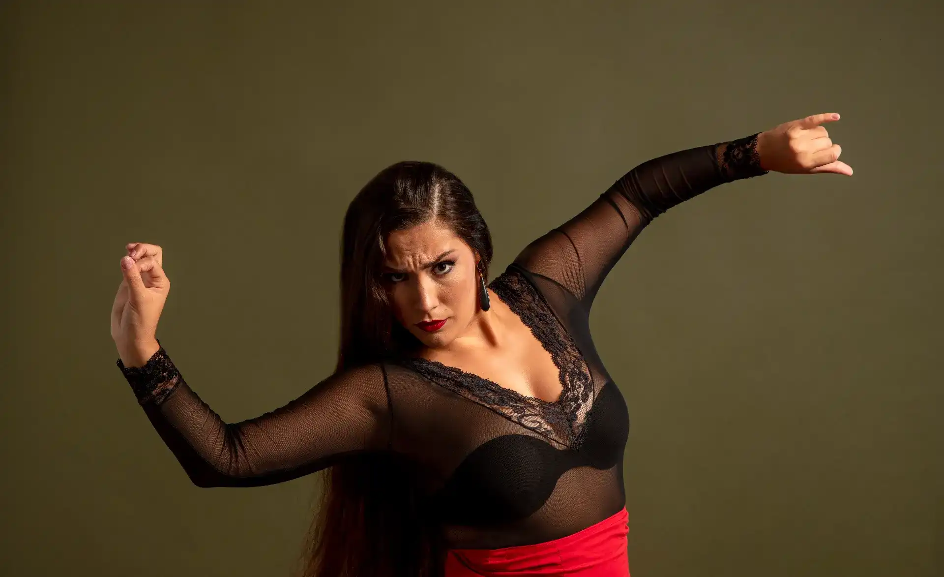 איך מתבצעים שיעורי ריקודי בטן פרטיים ומה היתרונות לעומת שיעור קבוצתי