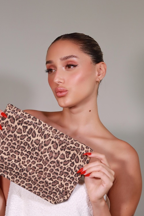 תיק איפור מנומר