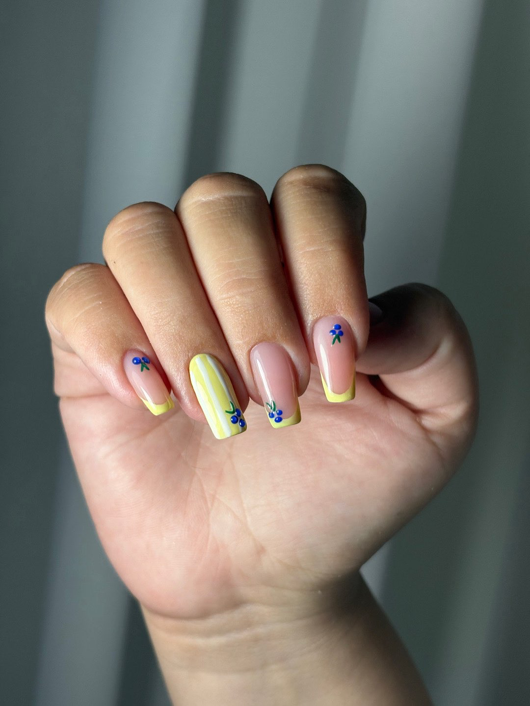 לק ג׳ל + קישוטים