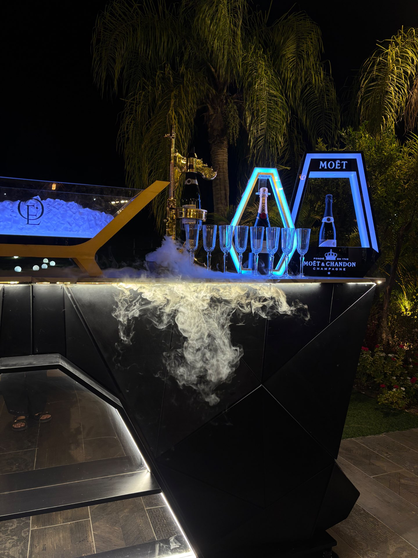 בר שמפניות יוקרתי