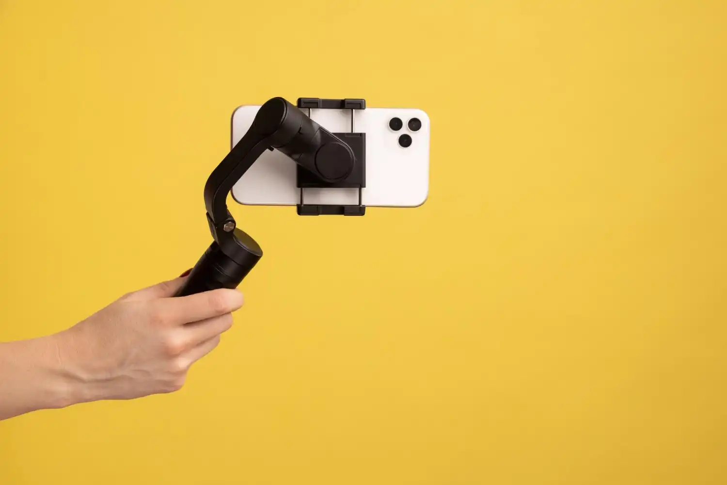 5 אביזרים שהופכים את הטלפון שלך לחכם יותר