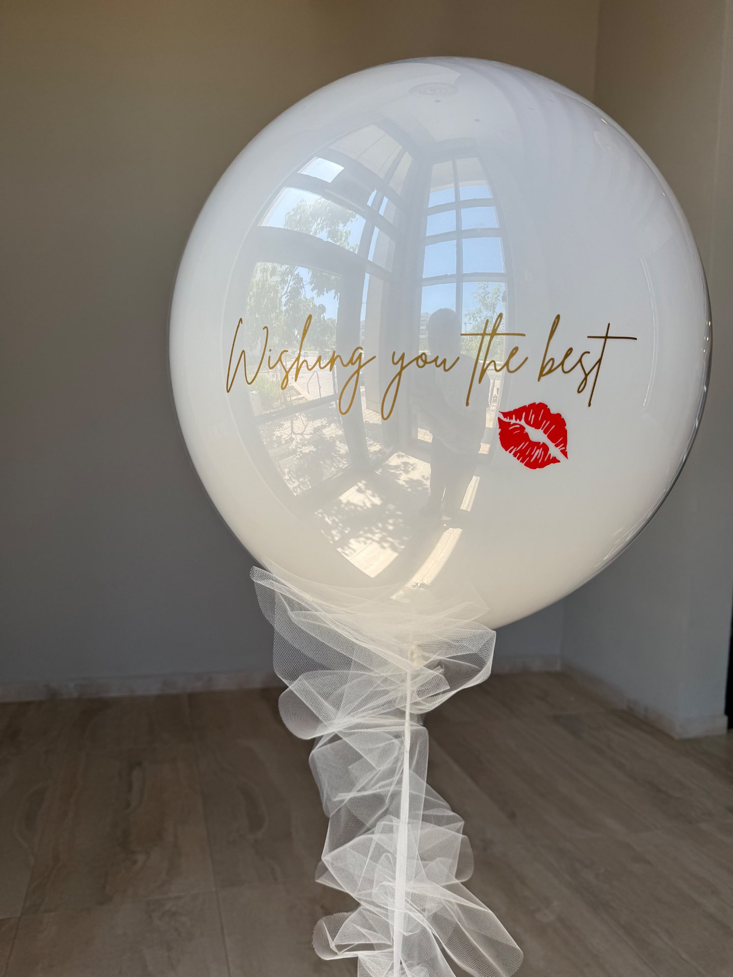 בלון זכוכית L עם טול בחוט בעיצוב יוקרתי ורומנטי | VALI