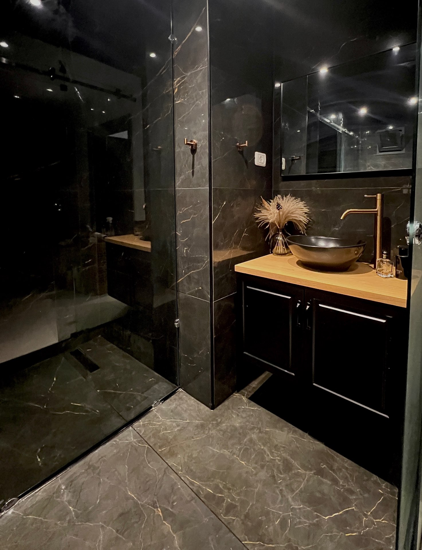 תכנון ועיצוב פנים - פרטי