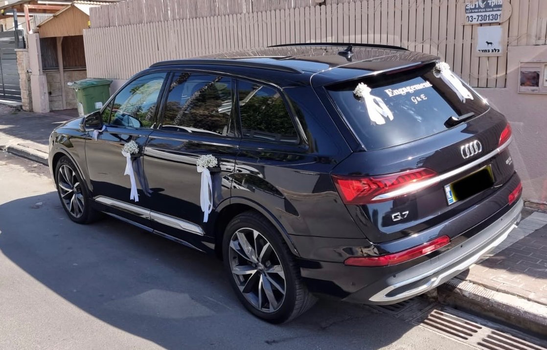 קישוט לרכב חתן וכלה