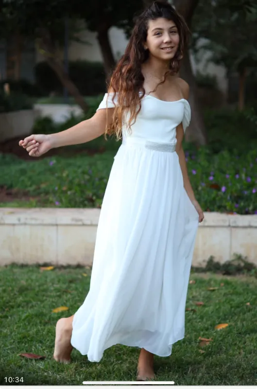 שמלת בת מצווה קלאסית