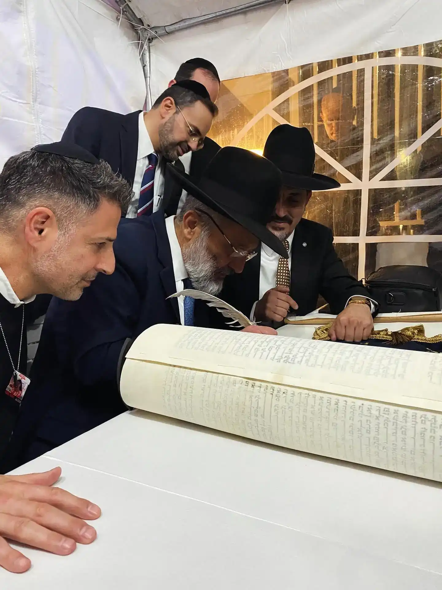 הפקת הכנסת ספר תורה 