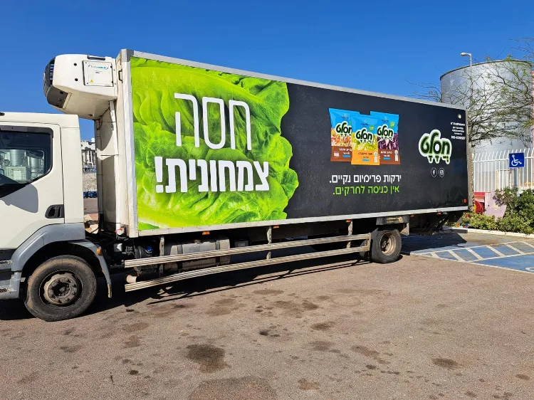 איך מתמודדים עם השמש בשילוט רכבים ?