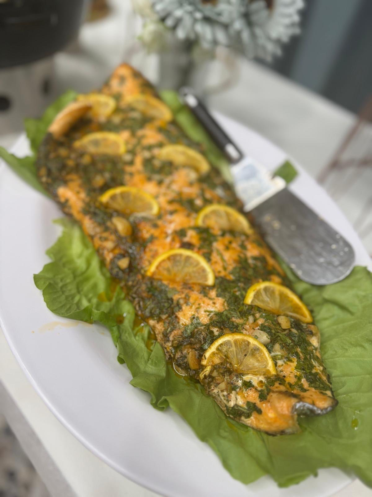 נתח סלמון שלם