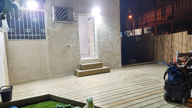 בניית דקים