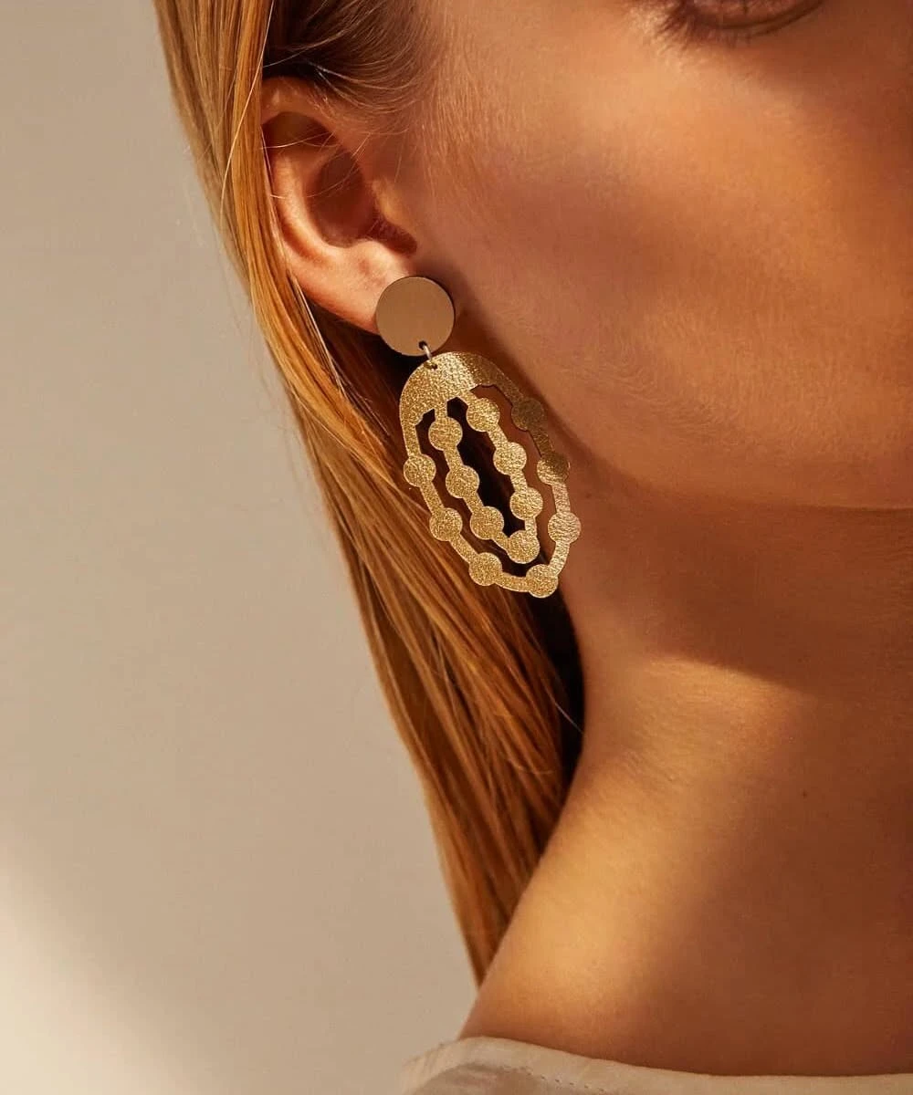 עגילים נופלים זהב