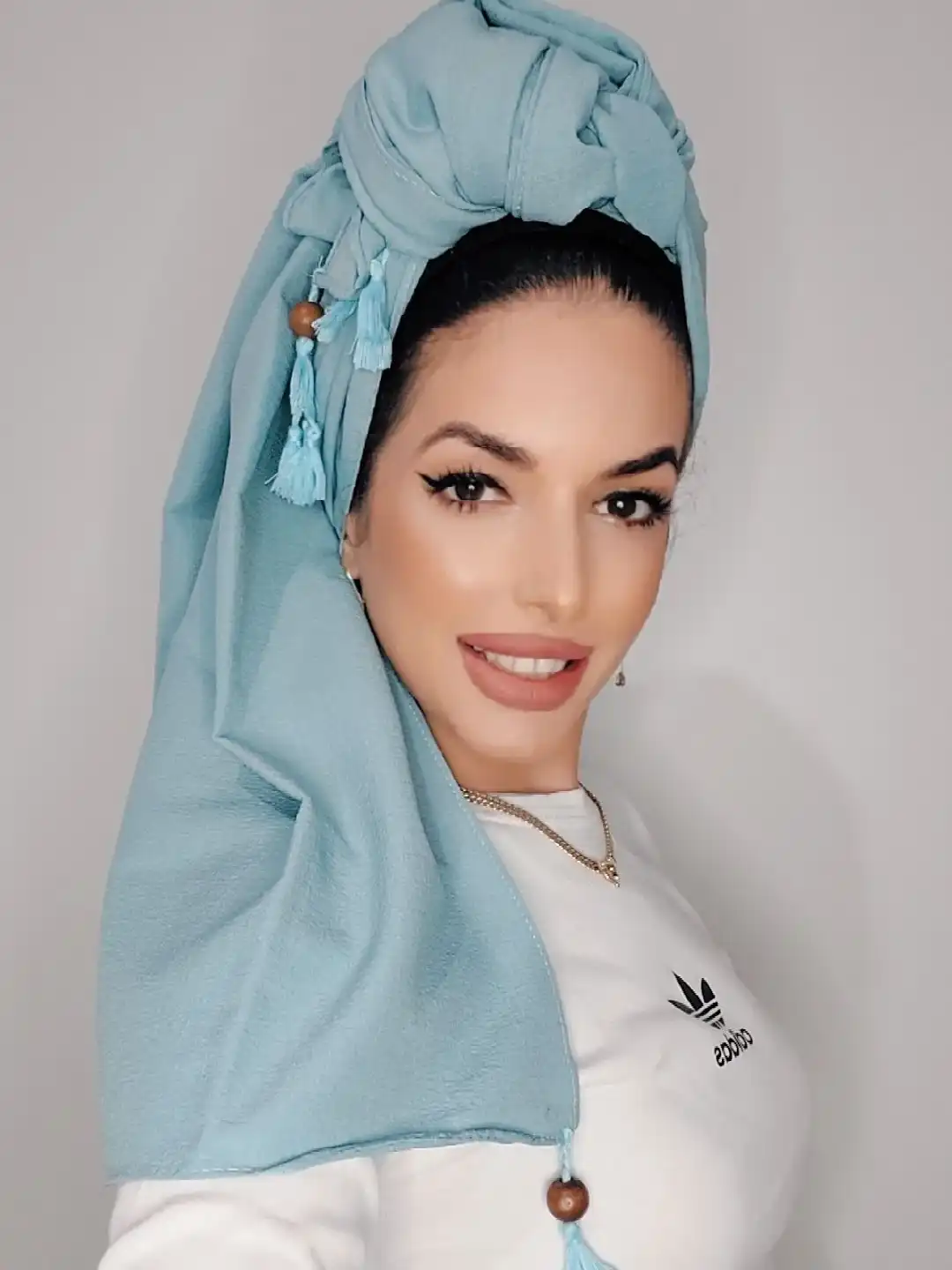 מטפחות דליה 