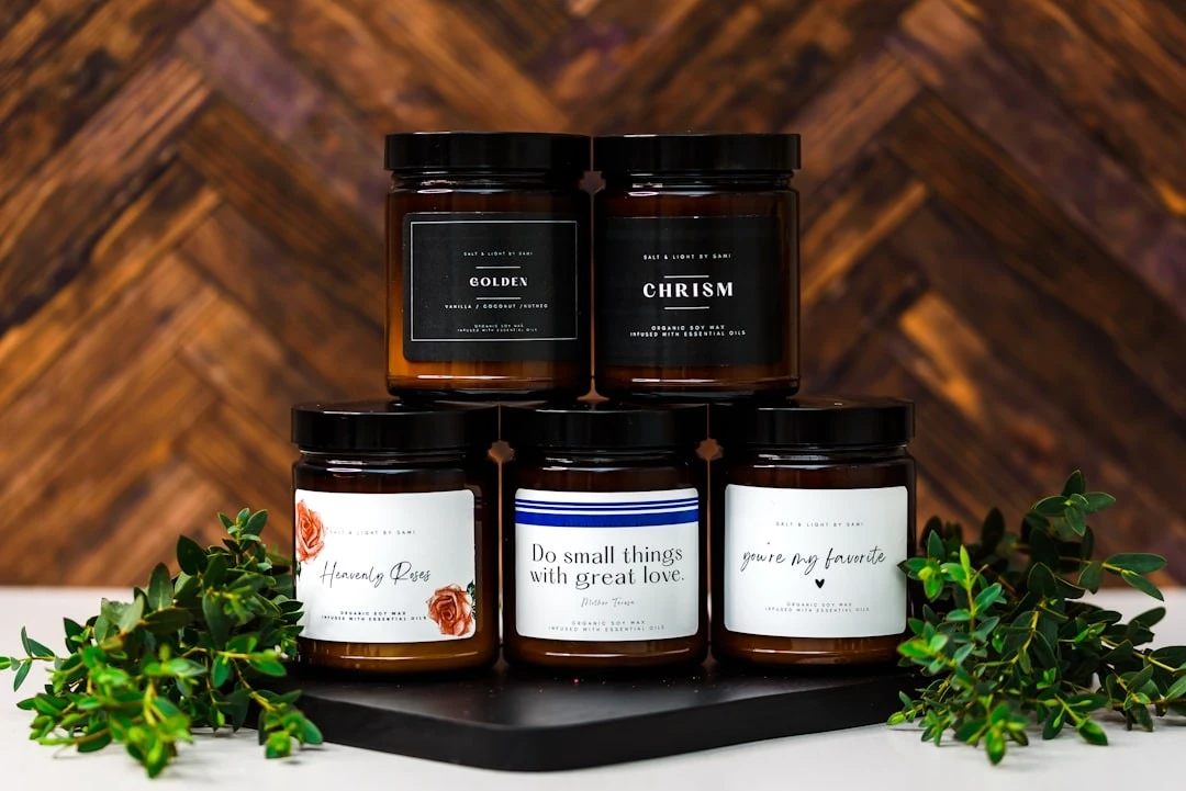 מה היתרונות של נרות בעבודת יד כמתנה ייחודית?