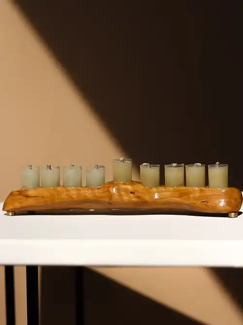 סט נרות וסט כוסות זכוכית ריקות