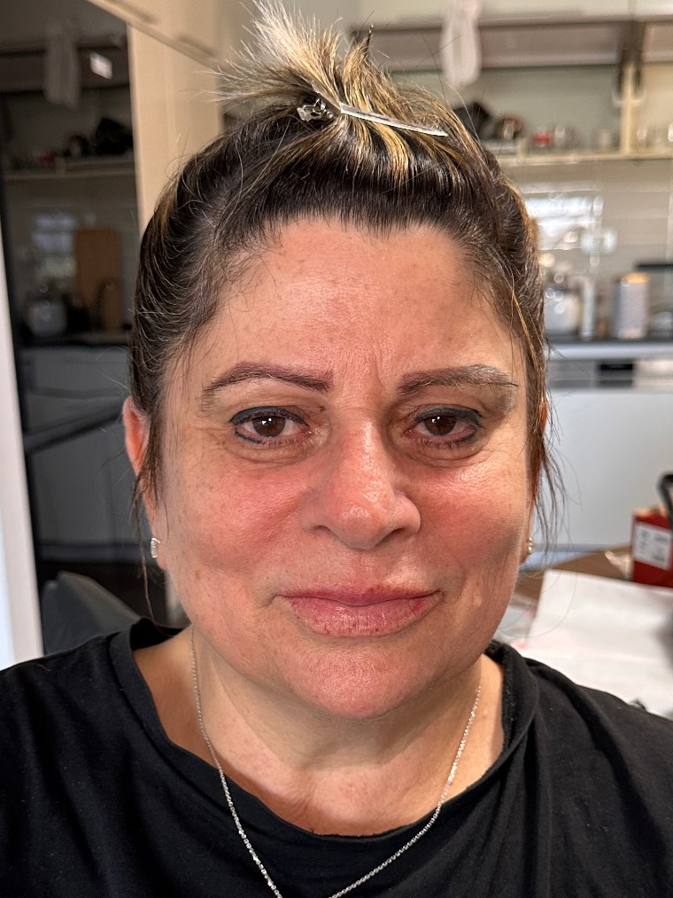 איפור עור בוגר