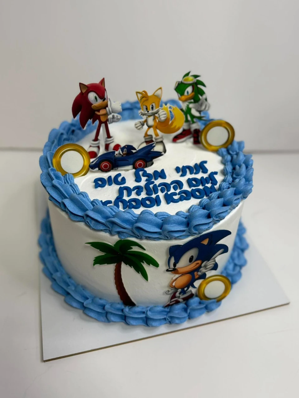 עוגת יום הולדת