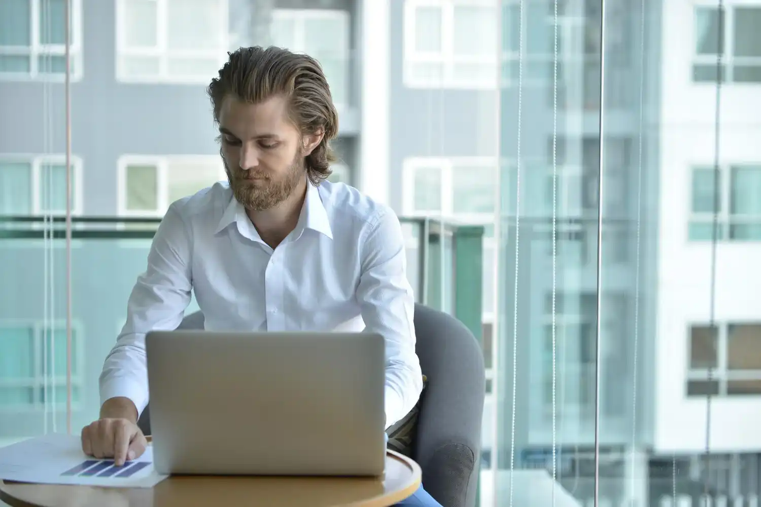 ההבדל בין מוכר רגיל לאמן מכירות אמיתי