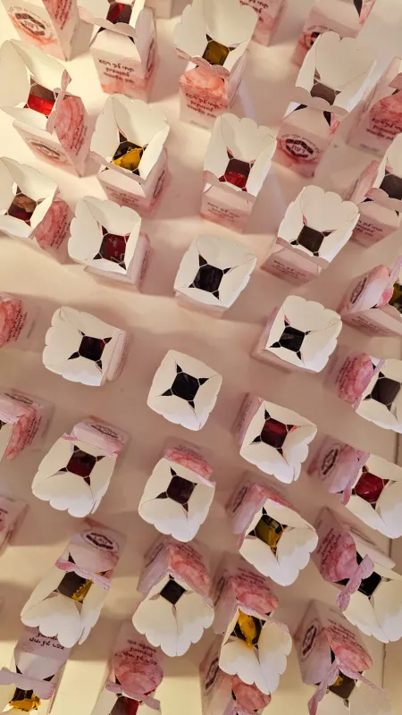 קופסאת סוכריה במגוון מילויים