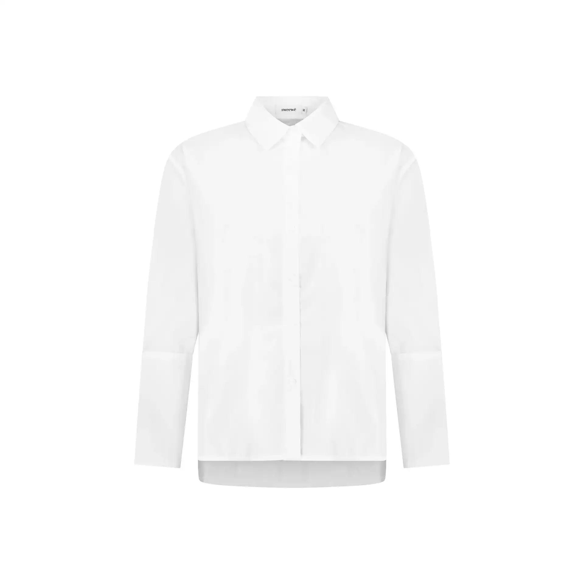 חולצה לבנה מכופתרת קלאסית עם שרוולים ארוכים