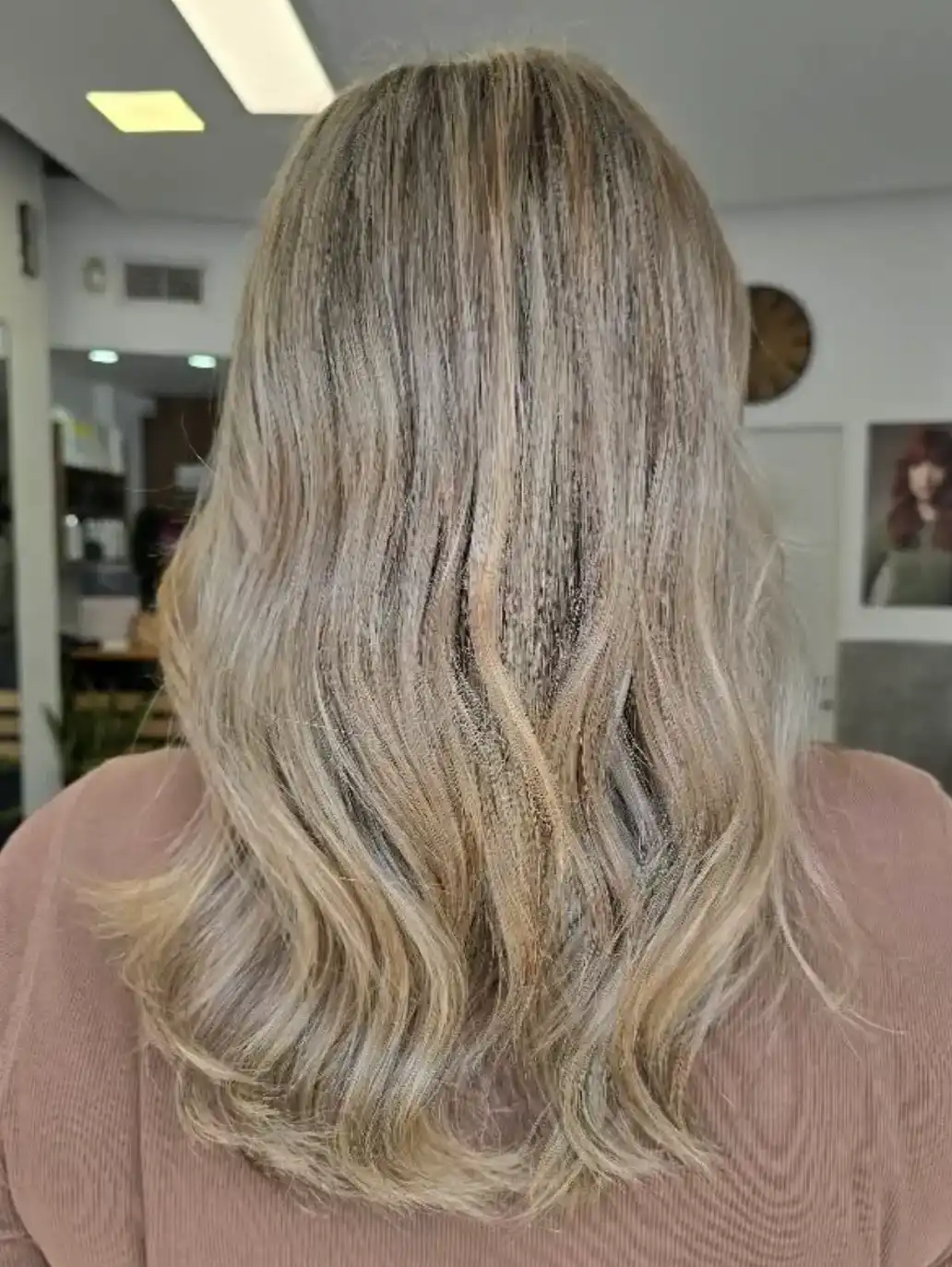 תספורת אישה כולל עיצוב