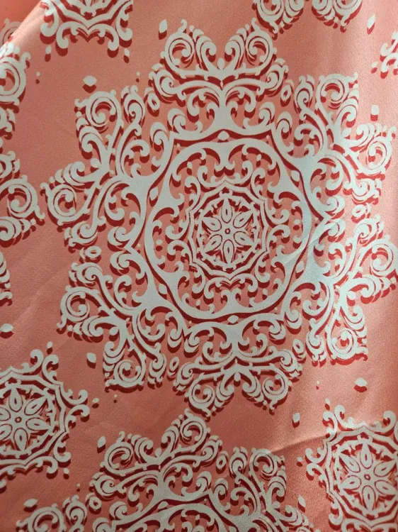 סטן לייקרה מודפס חדש