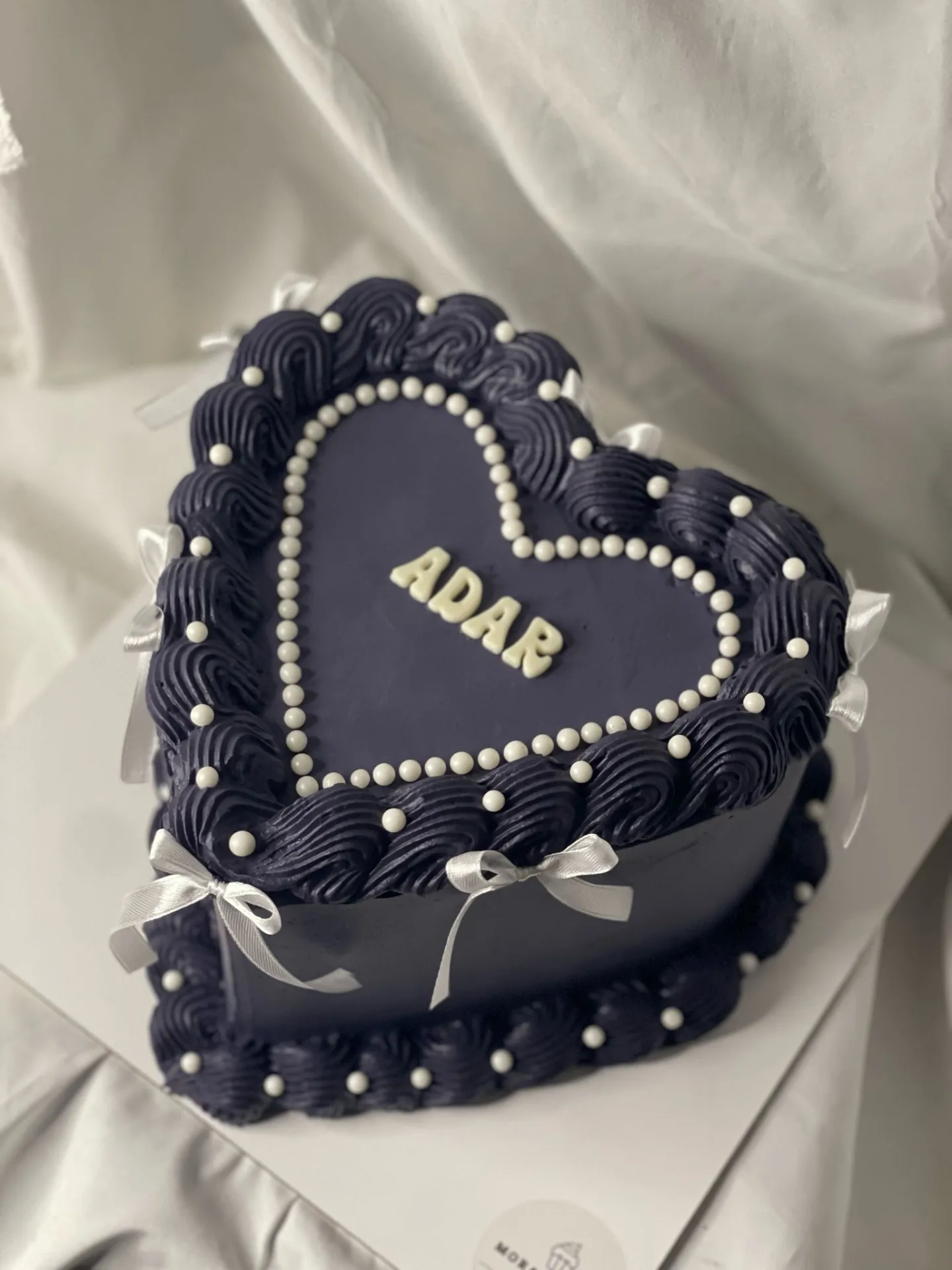 מכירת עוגות זילוף מעוצבות