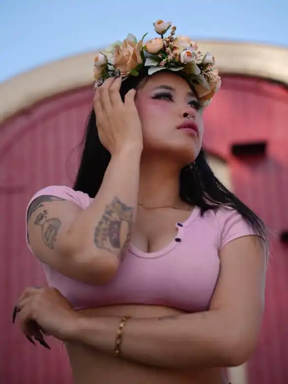 אלונה גר Alona Gar