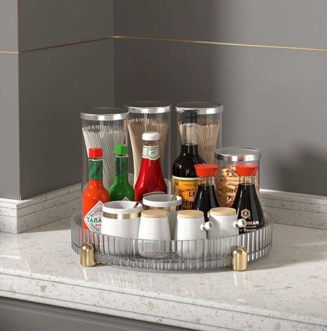 מעמד מסתובב קומה אחת 