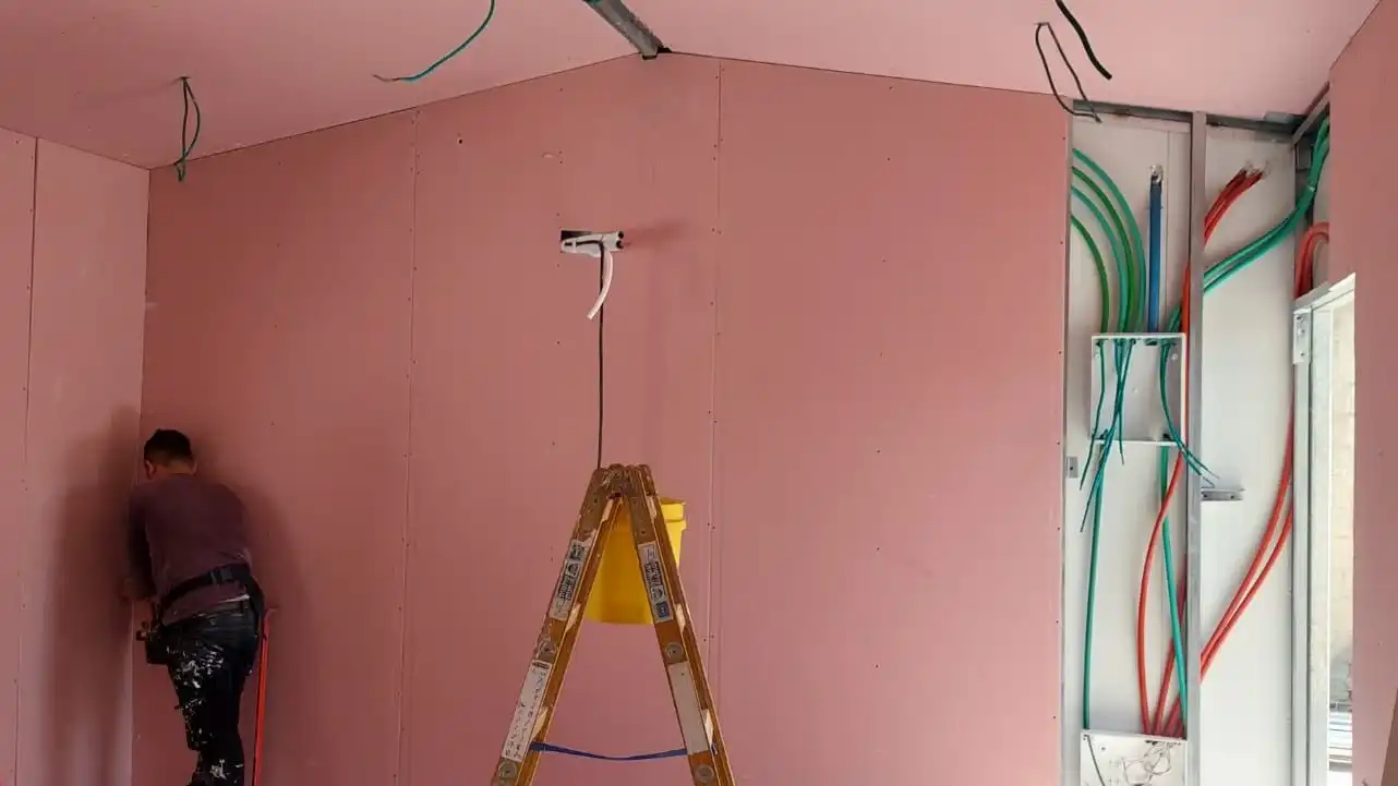 הקמת מערכת חשמל לבית חדש