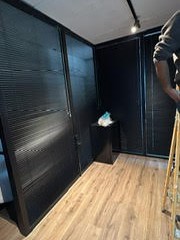 חברתנו מציעה פתרונות הצללה למרחבי עבודה שונים