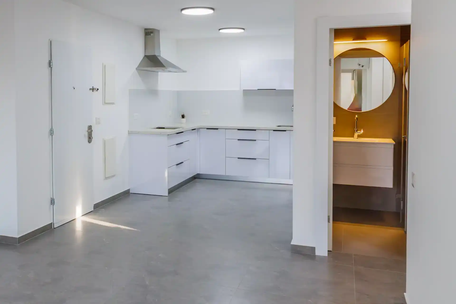 היתרונות של שיפוץ חדר רחצה מודרני בהתאמה אישית