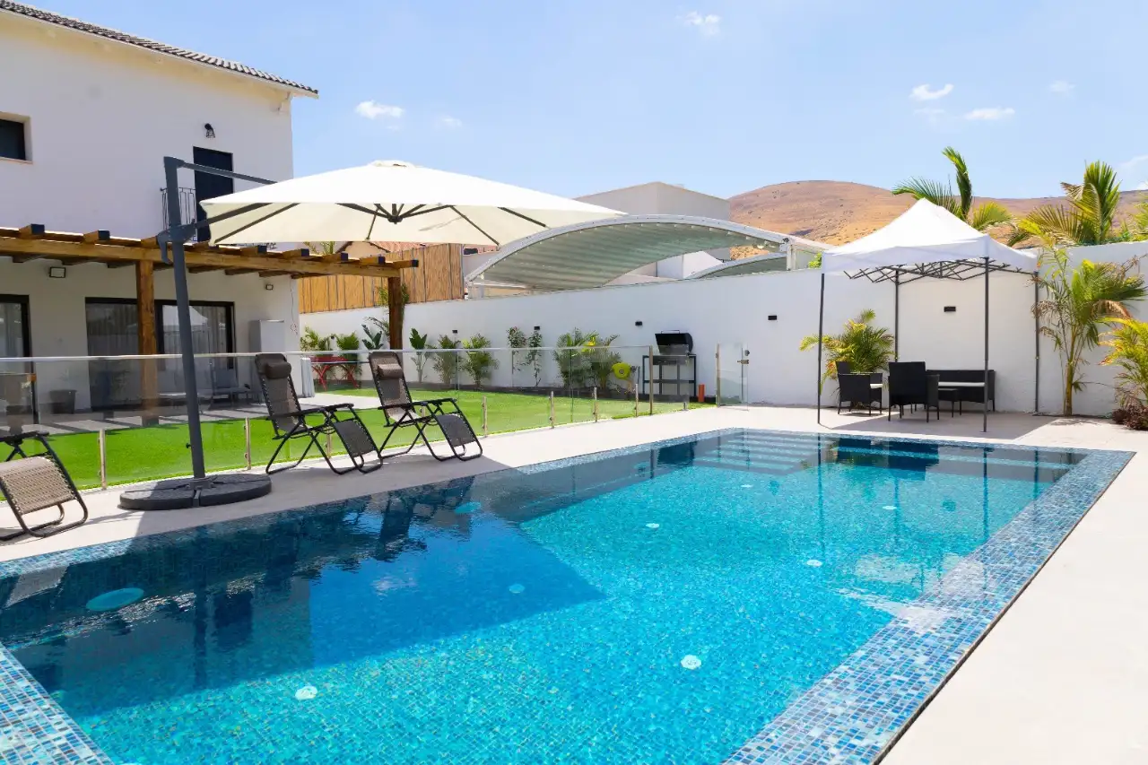 luxury villa- וילת פאר