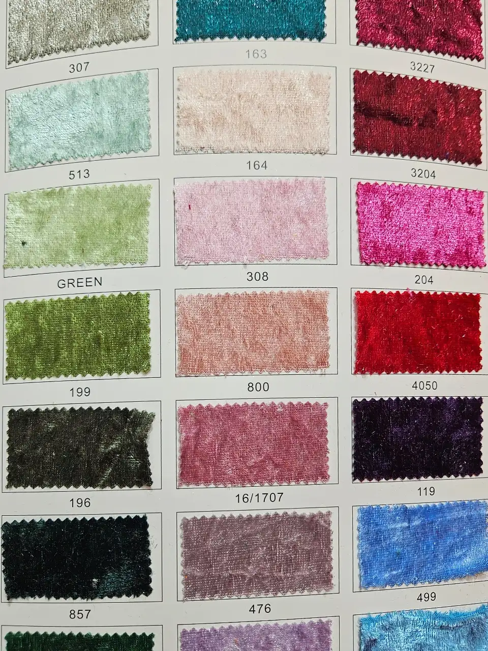 קטיפה למפות שולחן דוחה כתמים