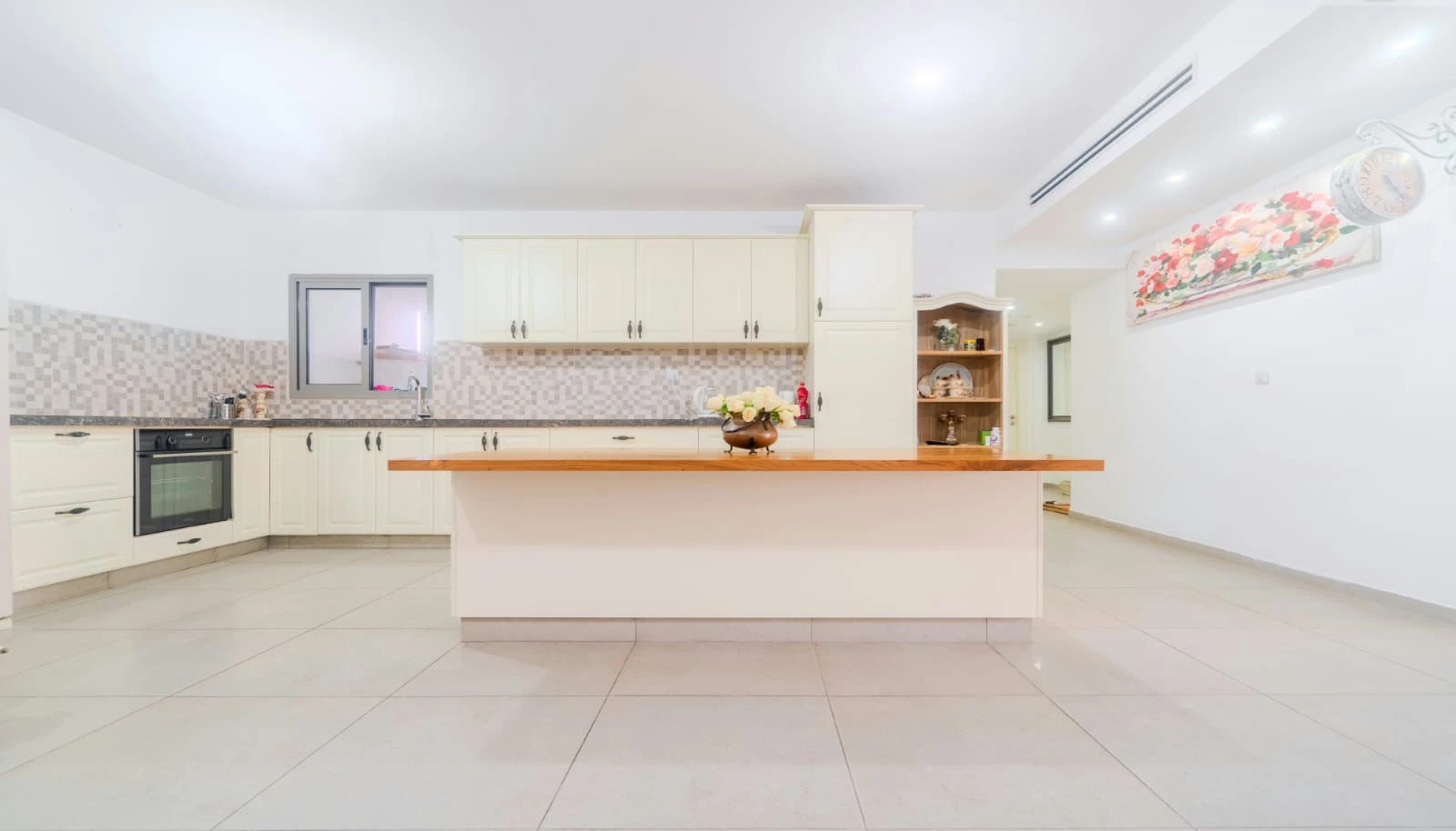 דירה 4 חדרים בשכונת ברנע