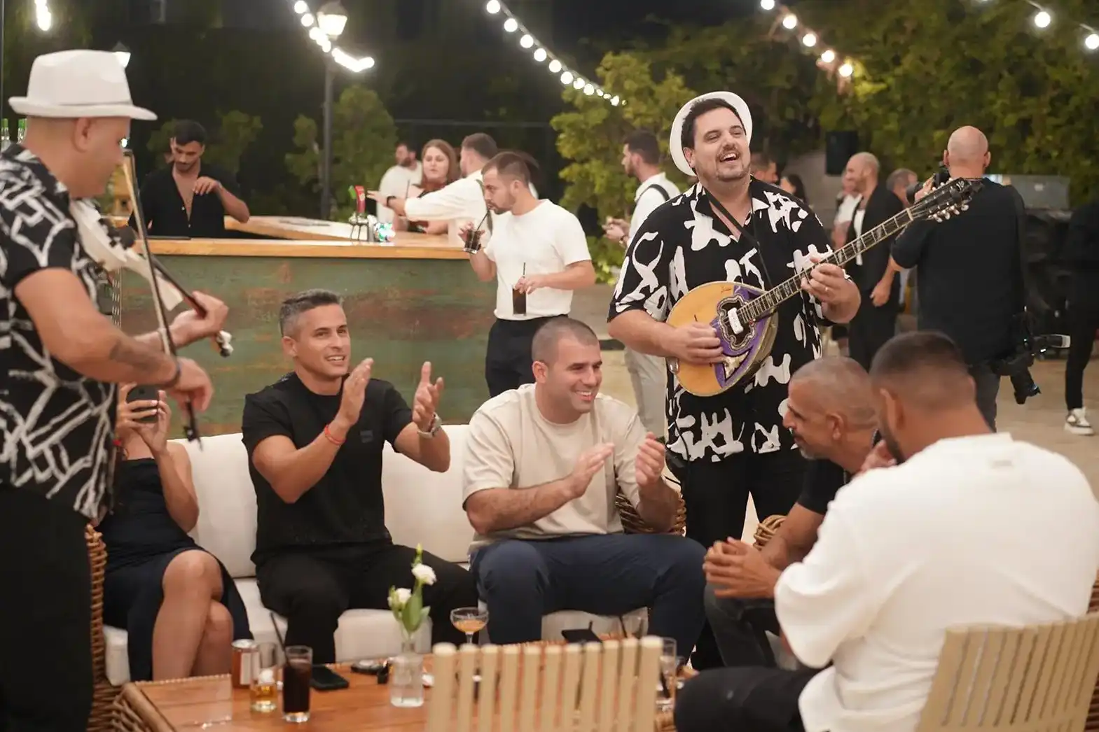 נגן בוזוקי לכל אירוע