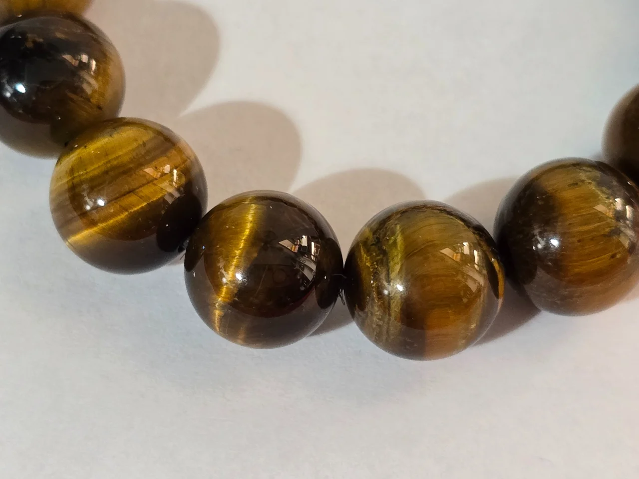 צמיד עשוי אבן עין הנמר